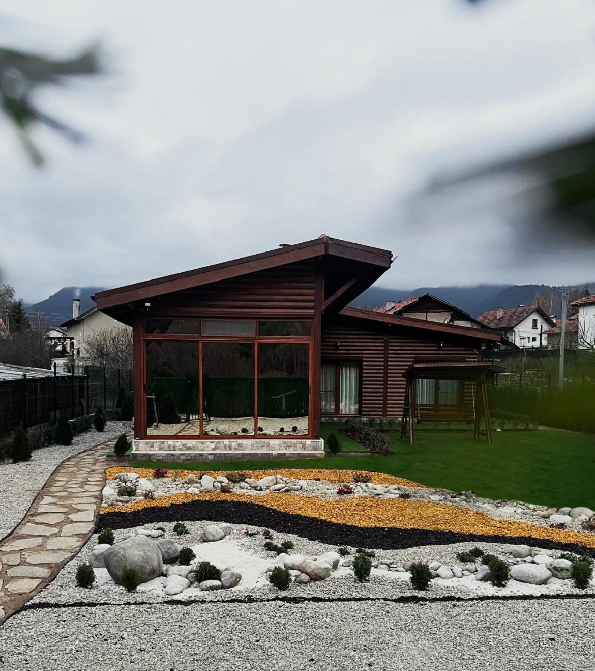 Guest House Recharge Govedartsi Bagian luar foto